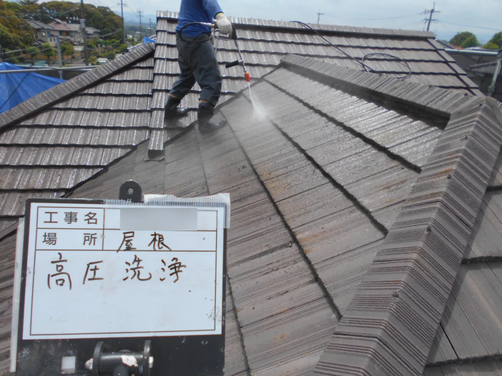 小郡市三国が丘I様邸の屋根外壁塗装・屋根瓦どめ・駐車場 倉庫塗装工事